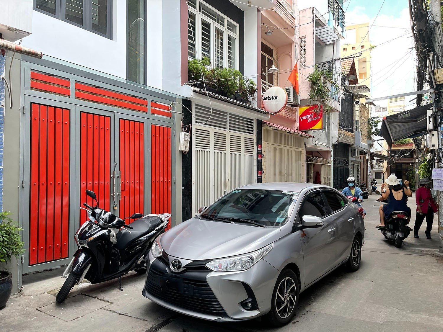 VIDEO Bán nhà phố 3 lầu đẹp lung linh hẻm ôtô vào tận nhà khu VIP Huỳnh Văn Bánh, Quận Phú Nhuận